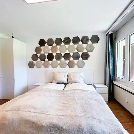 Panorama For 2 Near Zermatt With Parking! Apartamento Täsch