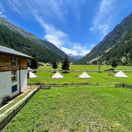 Panorama For 2 Near Zermatt With Parking! 태쉬